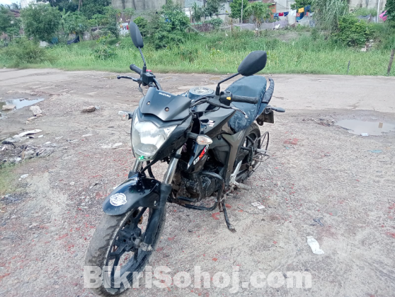 Suzuki Gixxer monotone